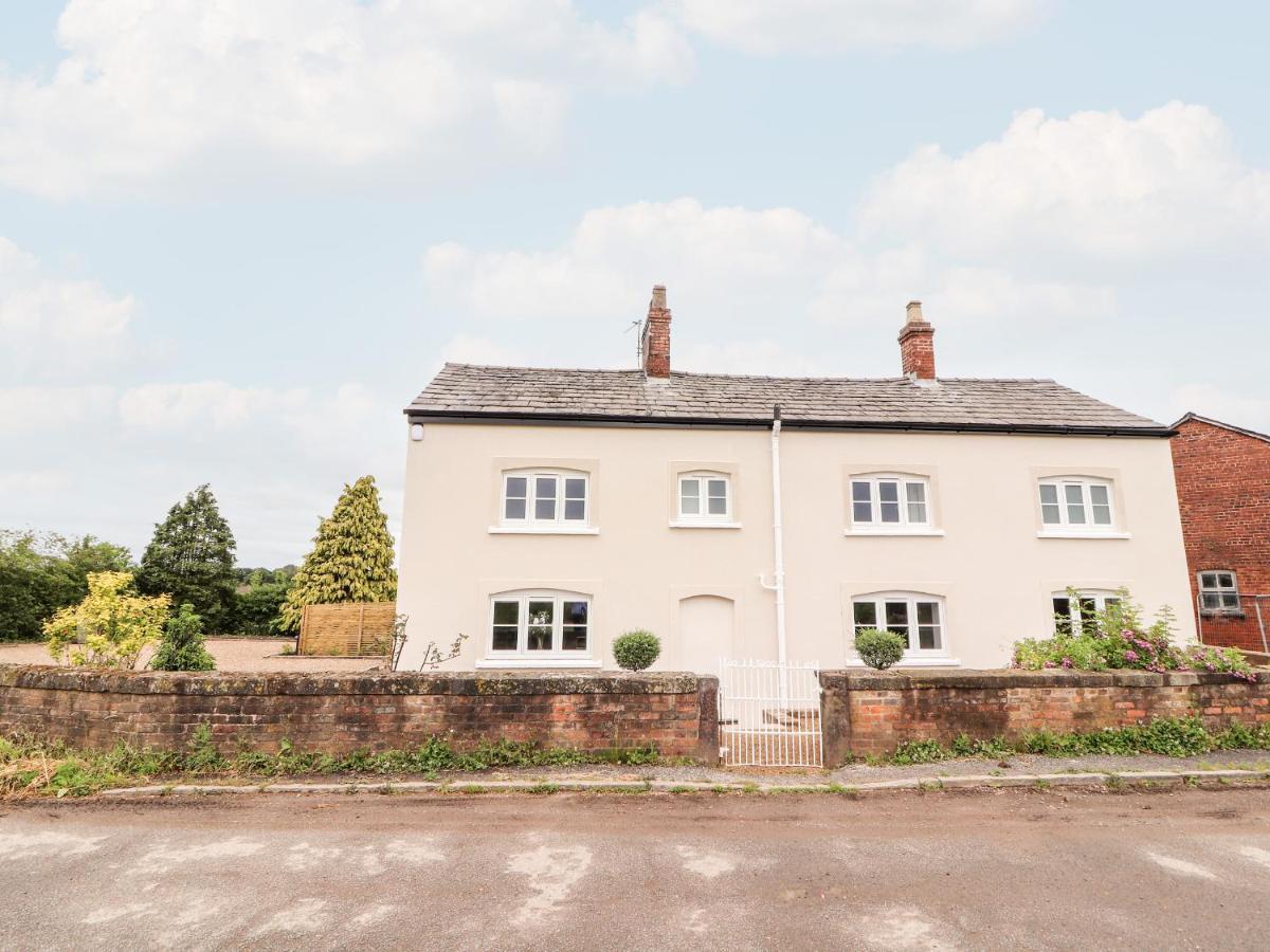 Legh Oaks Farm Villa Knutsford Exterior photo