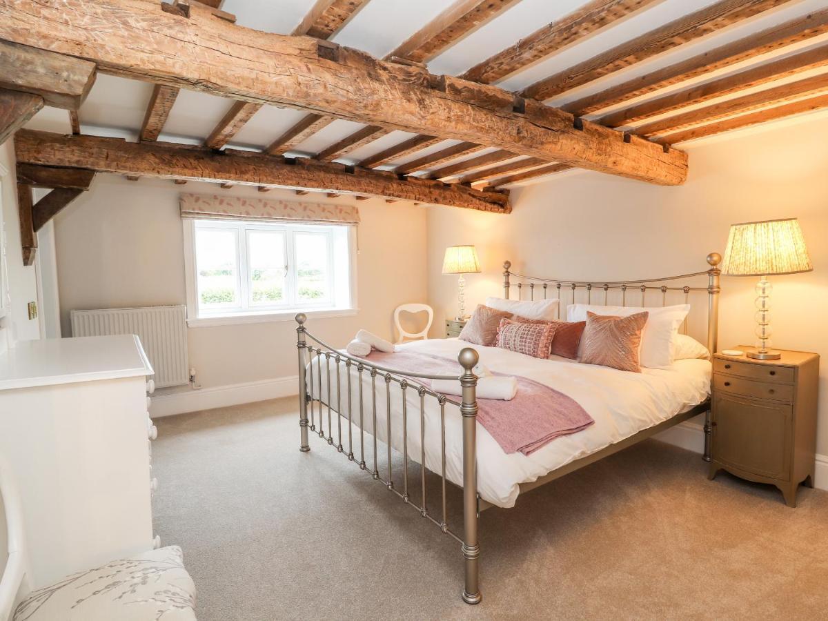 Legh Oaks Farm Villa Knutsford Exterior photo